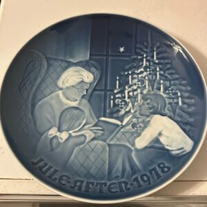 Julefortcelling A Christmas’s Tale blue plate made in Denmark.